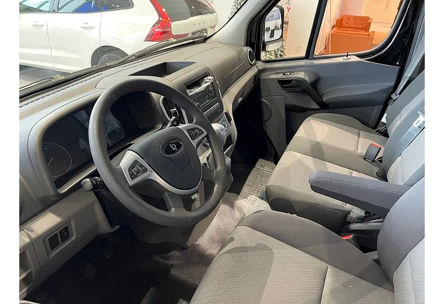 АВИЛОН - Sollers Atlant VAN 2.7D MT RWD SRW (150 л.с.) L3H2 3.5T Черный - slide 6