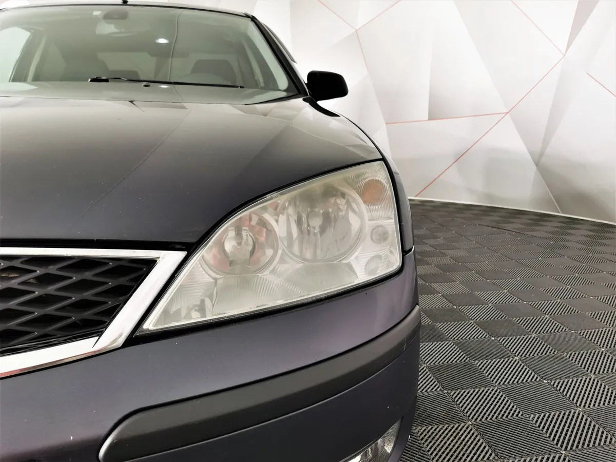Ford Mondeo 2.0 MT (145 л.с.) Серый в АВИЛОН. Слайд №10
