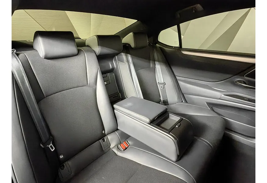 Lexus ES 350 AT (249 л.с.) F Sport Синий в АВИЛОН. Слайд №17