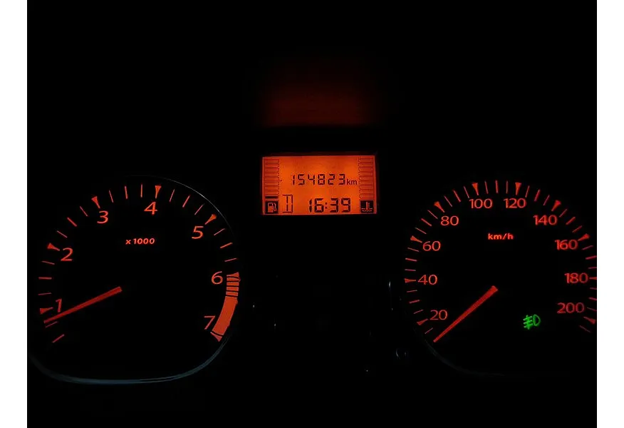 Renault Duster 2.0 АТ 4x4 (135 л.с.) Коричневый в АВИЛОН. Слайд №17