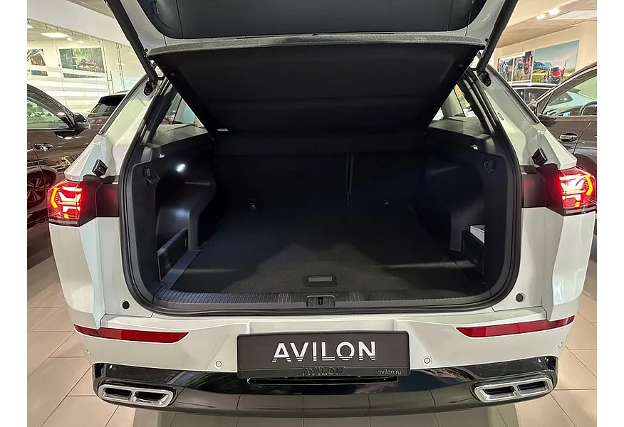 Volkswagen Tavendor 2.0TSI DSG 4WD (220 л.с.) R-Line Cruise Edition Белый в АВИЛОН. Слайд №8