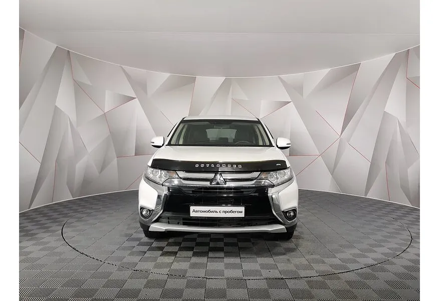Mitsubishi Outlander 2.0 CVT 4WD (146 л.с.) Белый в АВИЛОН. Слайд №7