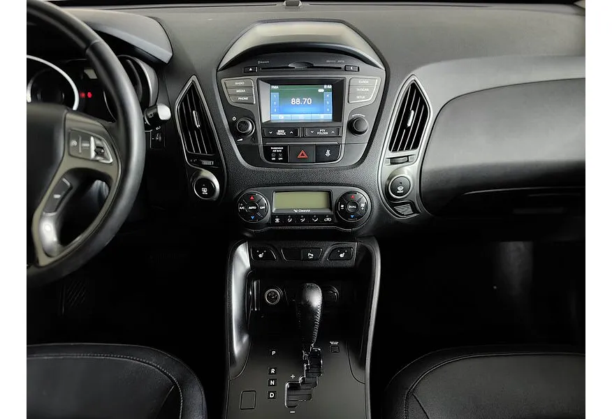 Hyundai ix35 2.0 CRDi AT 4WD (136 л.с.) Comfort Белый в АВИЛОН. Слайд №11