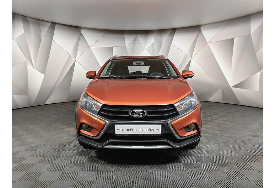 ВАЗ (Lada) Vesta 1.8 MT (122 л.с.) Оранжевый в АВИЛОН. Слайд №7