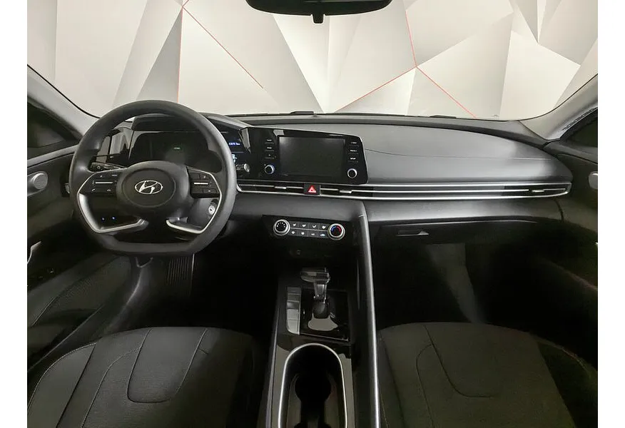АВИЛОН - Hyundai Elantra 2.0 - 6AT (150 л.с.) &quot;30 Years Anniversary&quot; Белый - slide 5