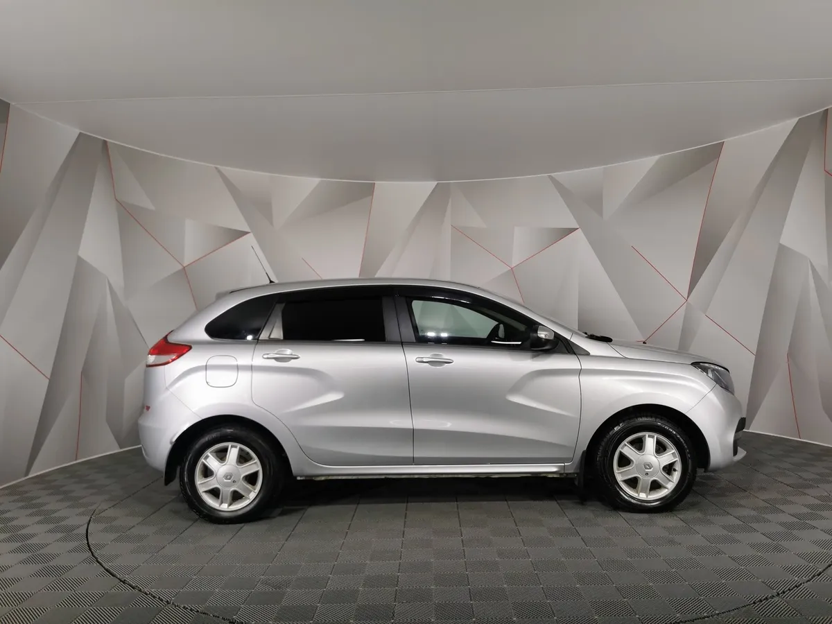 ВАЗ (Lada) XRAY 1.6 MT (106 л.с.) Серебристый в АВИЛОН. Слайд №6