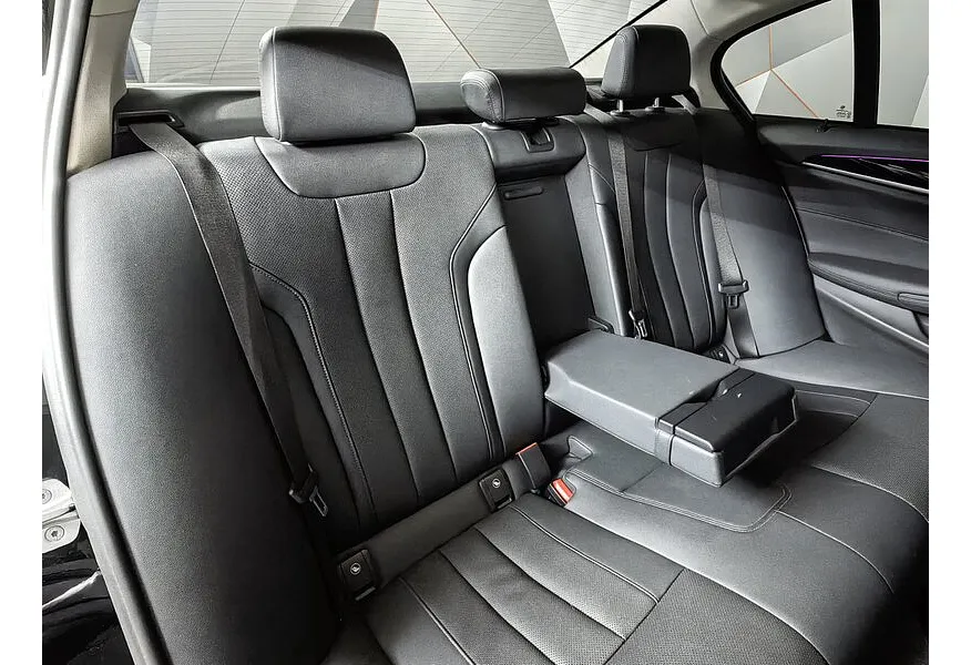 АВИЛОН - BMW 5 серия 520d Steptronic (190 л.с.) Черный - slide 14
