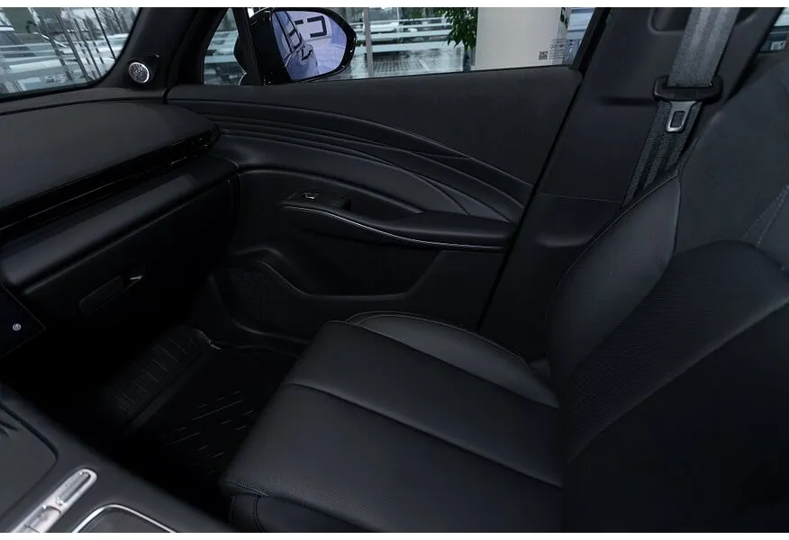 OMODA C7 1.6 DCT (150 л.с.) Lifestyle Черный в АВИЛОН. Слайд №10 OMODA C7 1.6 DCT (150 л.с.) Lifestyle Черный в АВИЛОН. Слайд №10