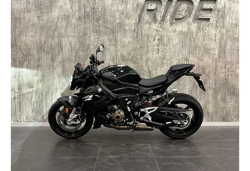 BMW Motorrad S 1000 R S 1000 R 999 см³ (160) 999 Черный в АВИЛОН. Слайд №3