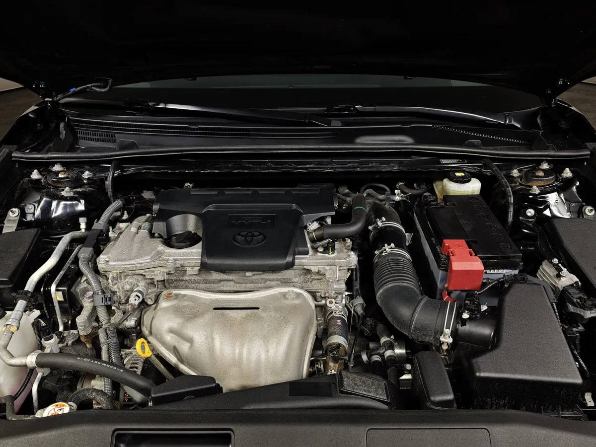 Toyota Camry 2.5 AT (181 л.с.) Черный в АВИЛОН. Слайд №11