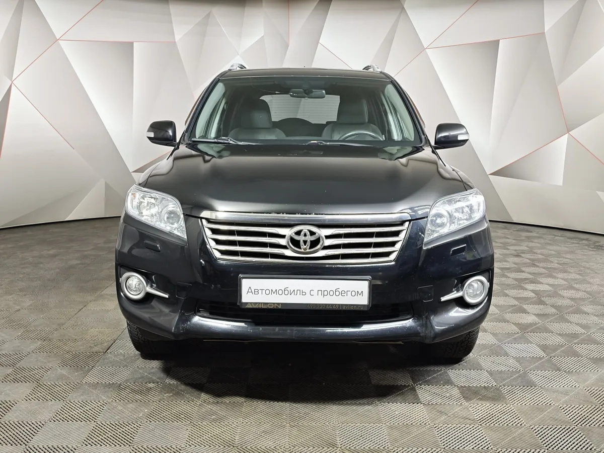 Toyota RAV4 2.0i CVT AWD (171 л.с.) Fashion Plus Черный в АВИЛОН. Слайд №7