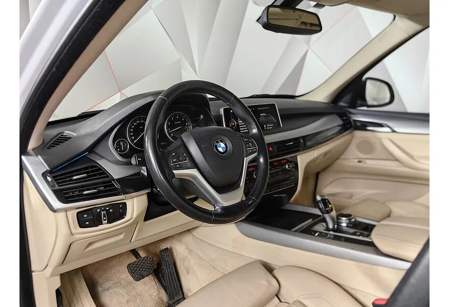 BMW X5 xDrive35i Steptronic (306 л.с.) Белый в АВИЛОН. Слайд №12