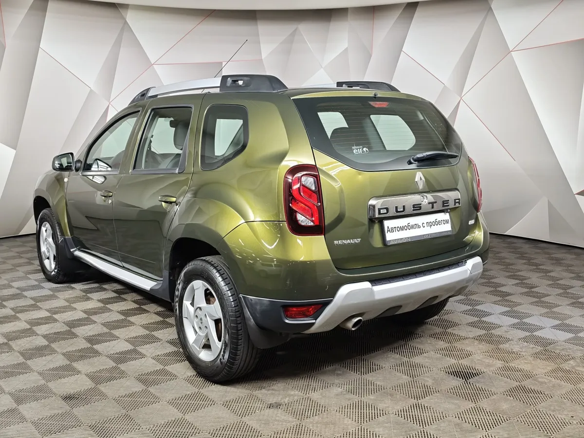 Renault Duster 2.0 MT 4x4 (143 л.с.) Зеленый в АВИЛОН. Слайд №4