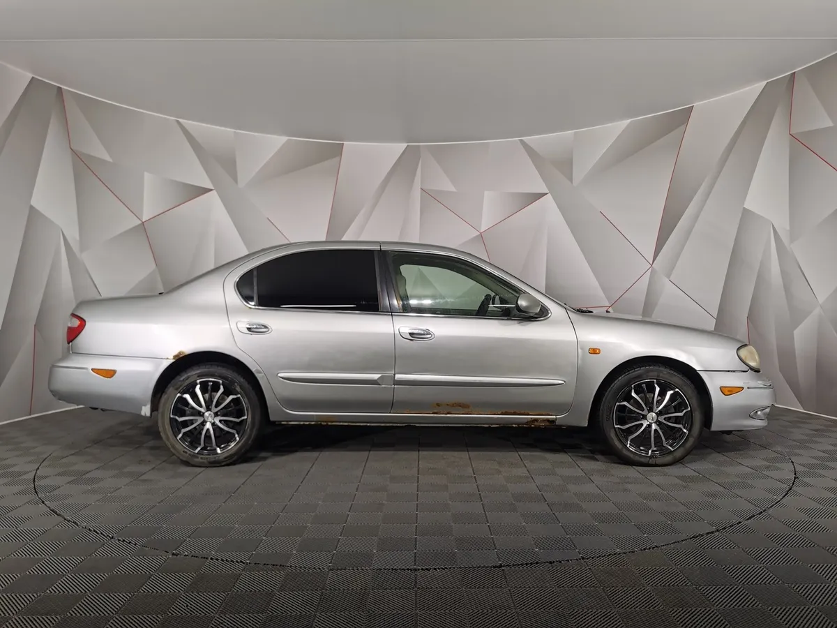 Nissan Maxima 2.0 AT (140 л.с.) Серый в АВИЛОН. Слайд №6