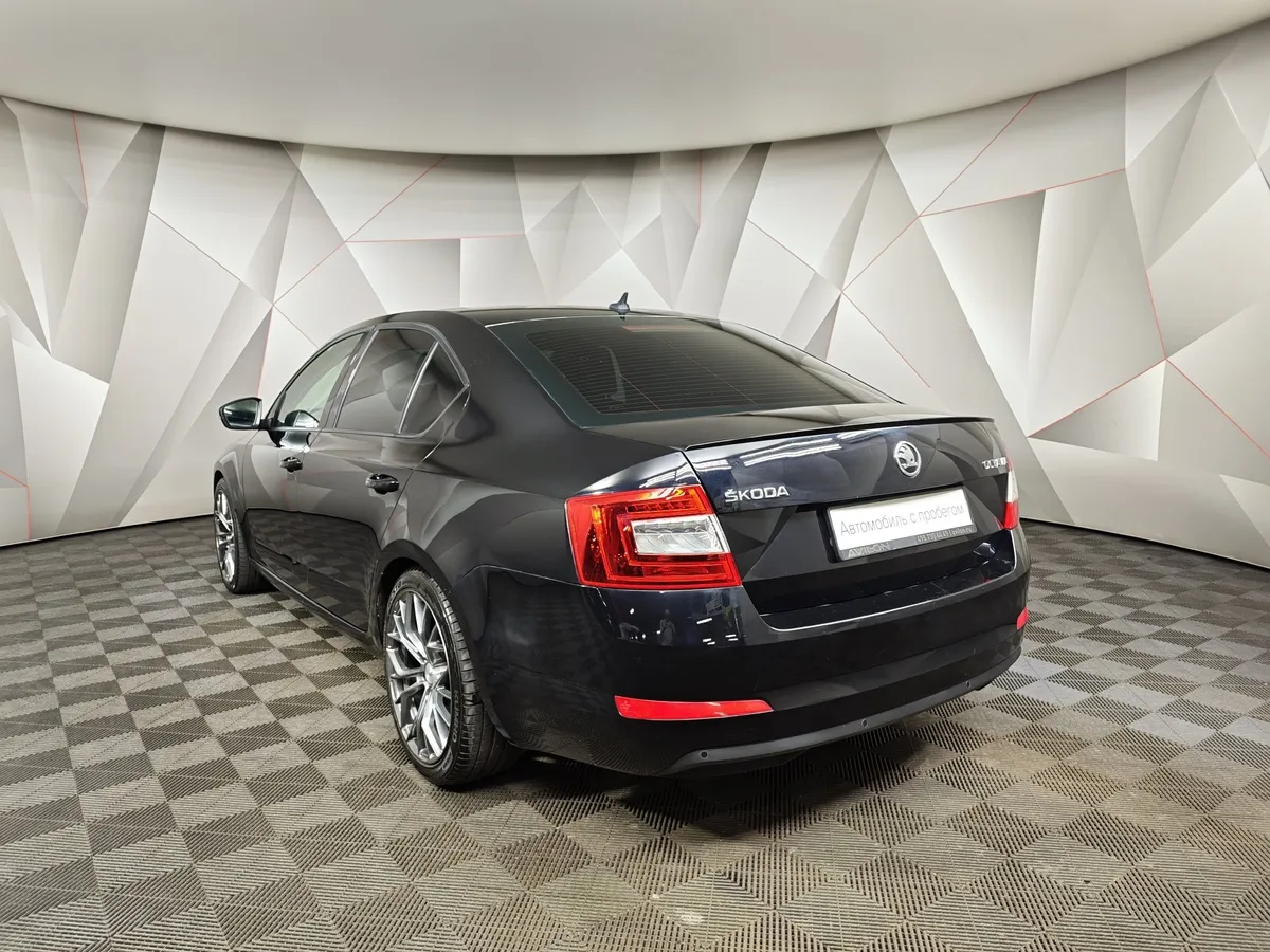 Skoda Octavia 1.8 TSI DSG (180 л.с.) Черный в АВИЛОН. Слайд №4