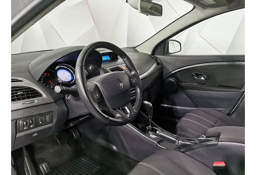 Renault Fluence 1.6 CVT (114 л.с.) Серый в АВИЛОН. Слайд №19