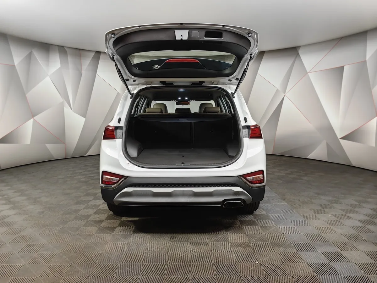 Hyundai Santa Fe 2.4 (188 л.с.) - 6AT Lifestyle + Smart Sense Белый в АВИЛОН. Слайд №12