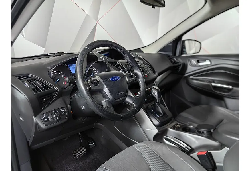 Ford Kuga 1.6 EcoBoost AT AWD (150 л.с.) Titanium Серый в АВИЛОН. Слайд №19