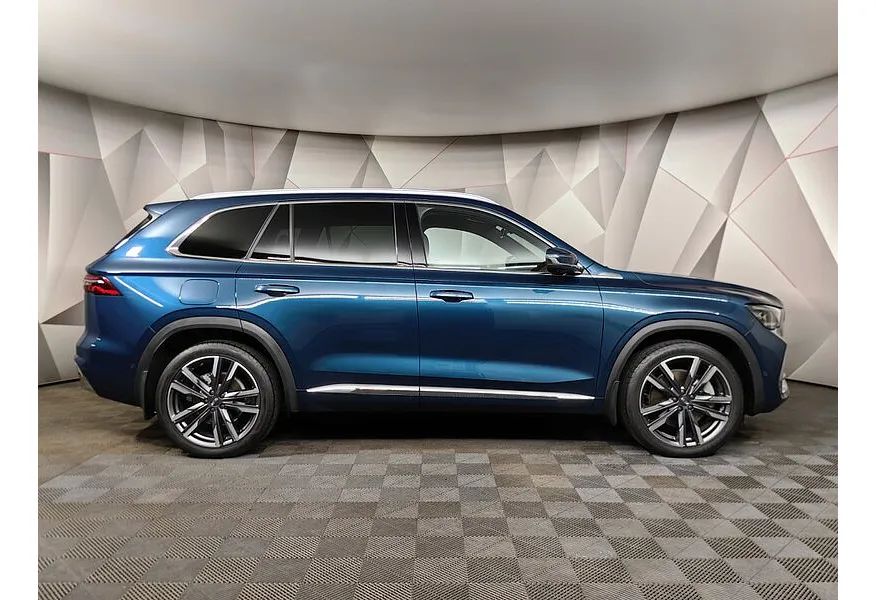 Geely Monjaro 2.0T 8AT 4WD (238 л.с.) Exclusive Зеленый в АВИЛОН. Слайд №4