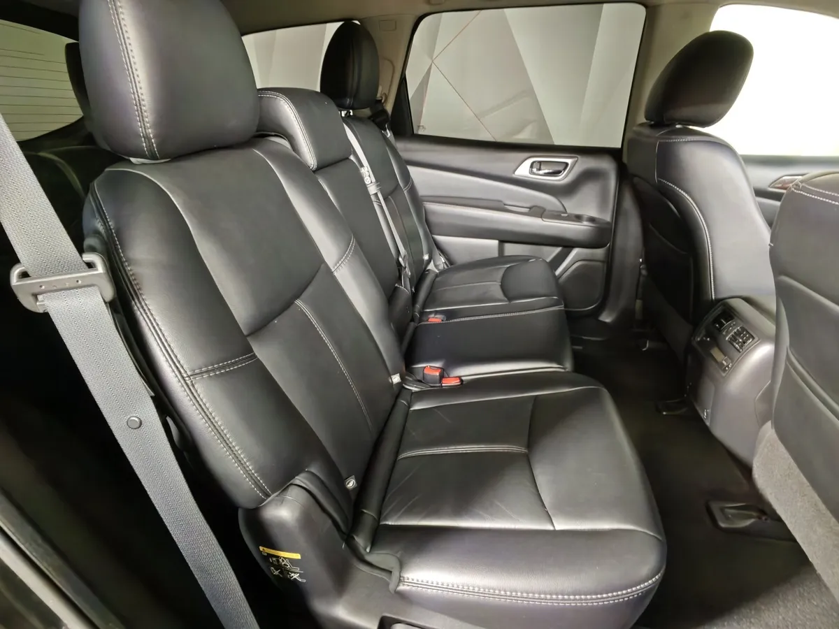 Nissan Pathfinder 3.5 CVT AWD (249 л.с.) Черный в АВИЛОН. Слайд №15
