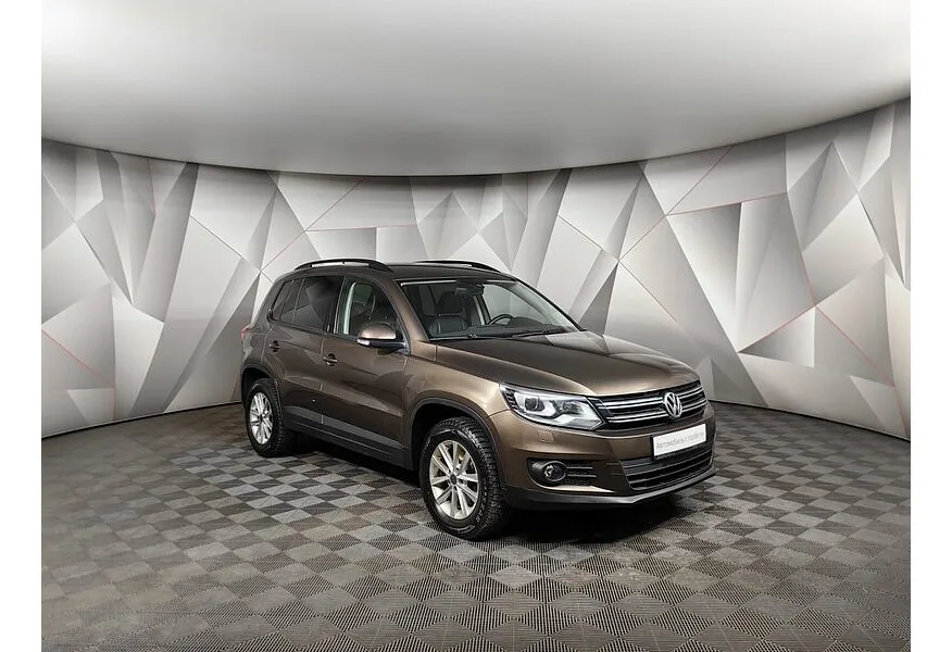 Volkswagen Tiguan 2.0 TSI 4Motion AT (180 л.с.) CLUB Коричневый в АВИЛОН. Слайд №3