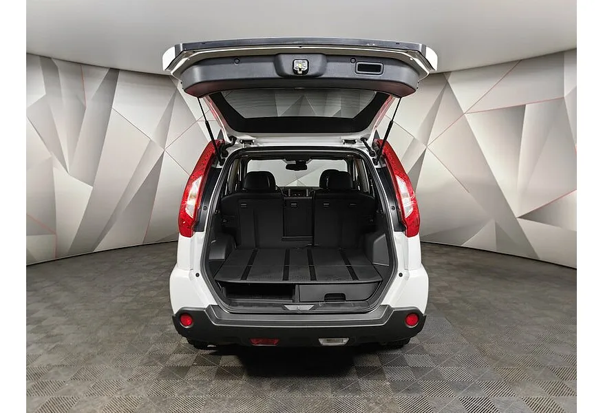 Nissan X-Trail 2.0 CVT AWD (141 л.с.) Белый в АВИЛОН. Слайд №12