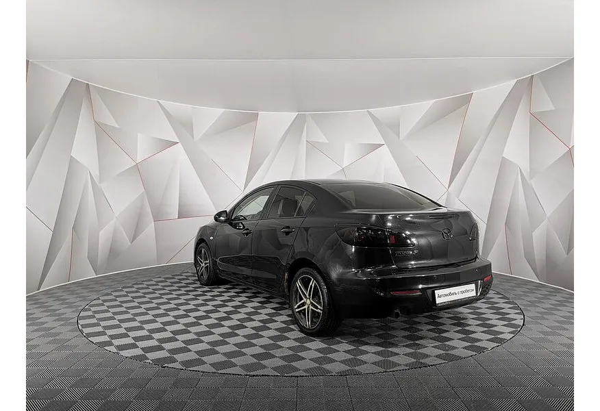 Mazda 3 1.6 AT (105 л.с.) Черный в АВИЛОН. Слайд №4