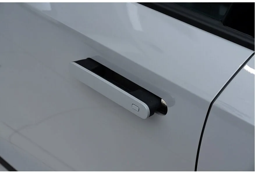 Changan UNI-V 1.5 AMT (181 л.с.) Tech Серый в АВИЛОН. Слайд №16