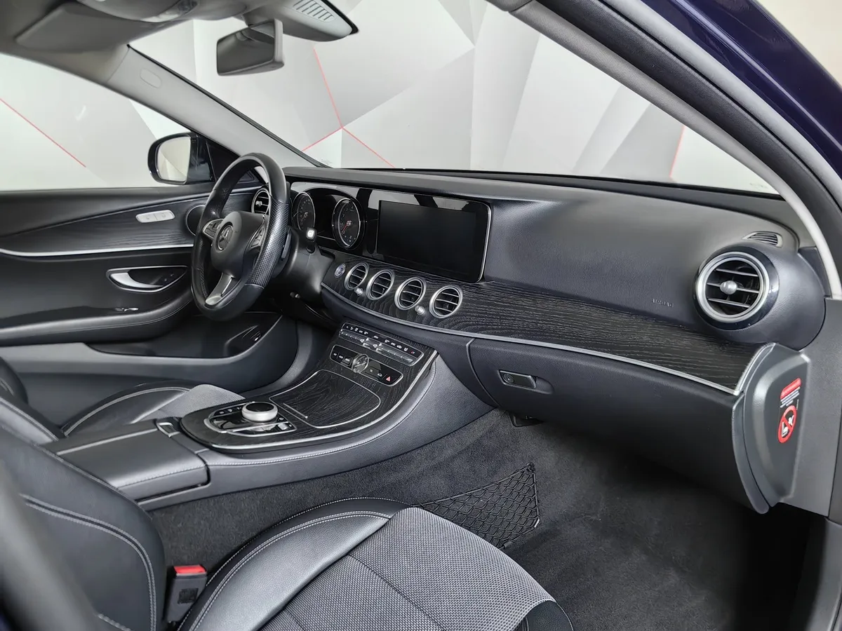 Mercedes-Benz E-Класс E 200 9G-TRONIC (197 л.с.) Синий в АВИЛОН. Слайд №12