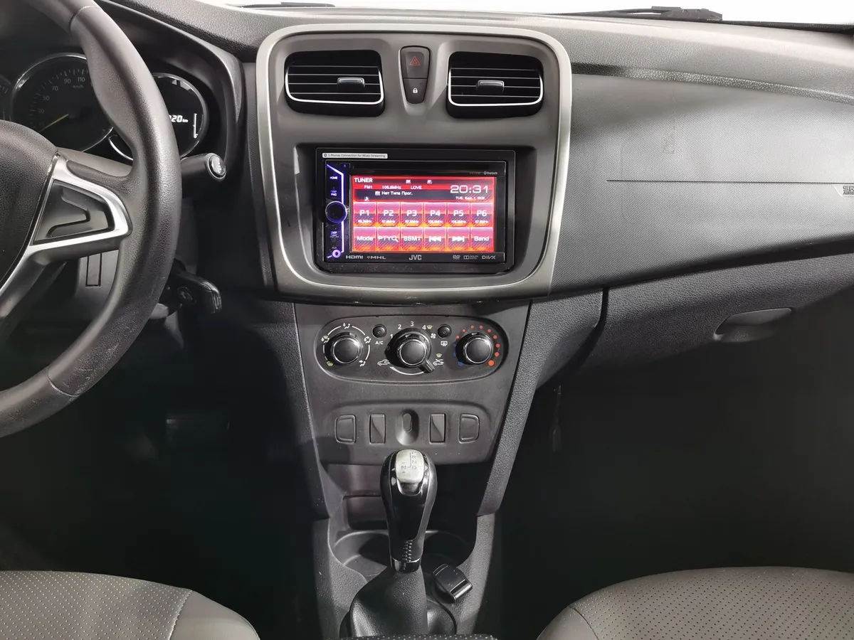 Renault Logan 1.6 AT (102 л.с.) Белый в АВИЛОН. Слайд №12