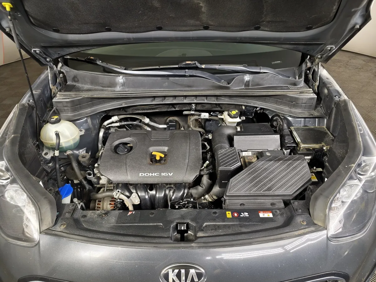 Kia Sportage 2.0 AT (150 л.с.) Comfort Серый в АВИЛОН. Слайд №11