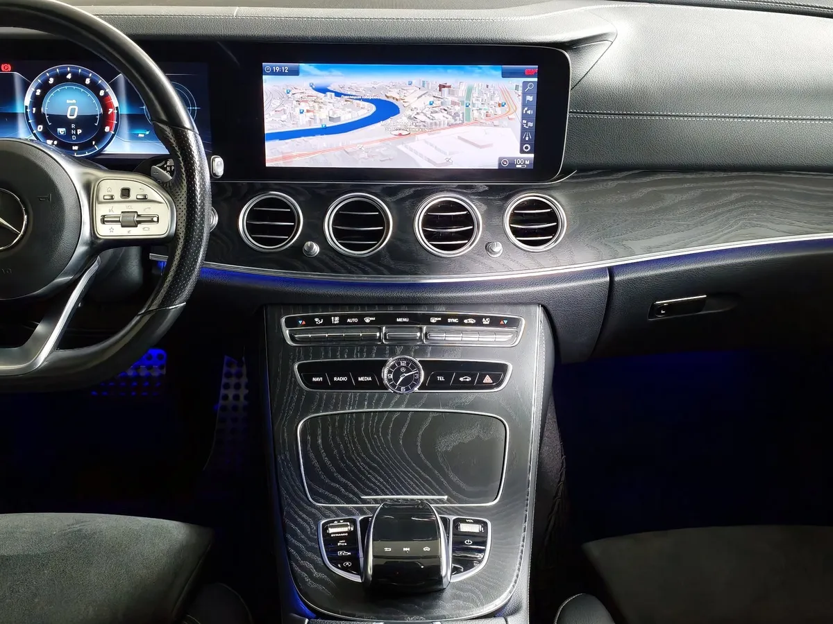 Mercedes-Benz E-Класс E 200 T BlueEfficiency 7G-Tronic Plus (184 л.с.) Белый в АВИЛОН. Слайд №15