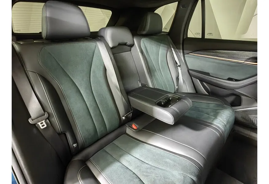 Geely Monjaro 2.0T 8AT 4WD (238 л.с.) Flagship Синий в АВИЛОН. Слайд №17