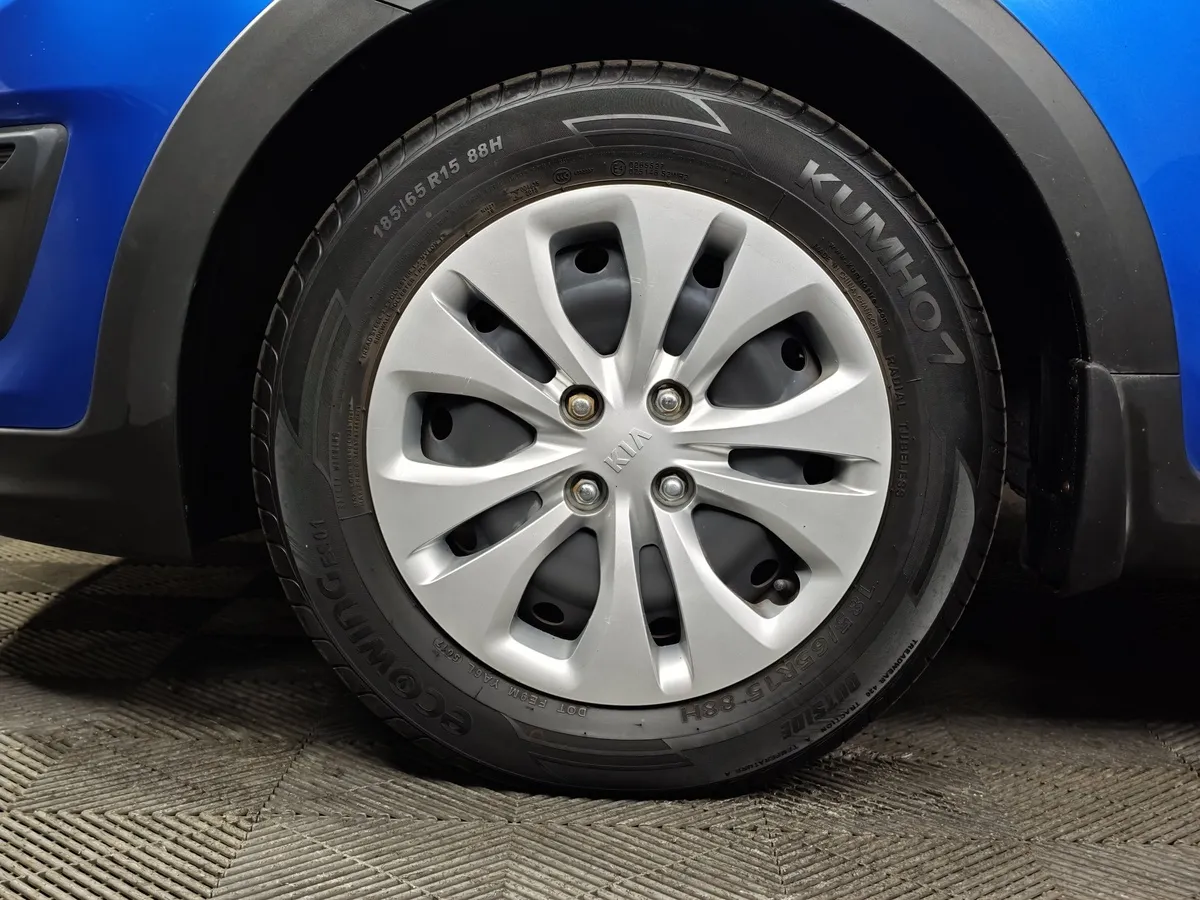 Kia Rio X-Line 1.4 AT (100 л.с.) Синий в АВИЛОН. Слайд №9