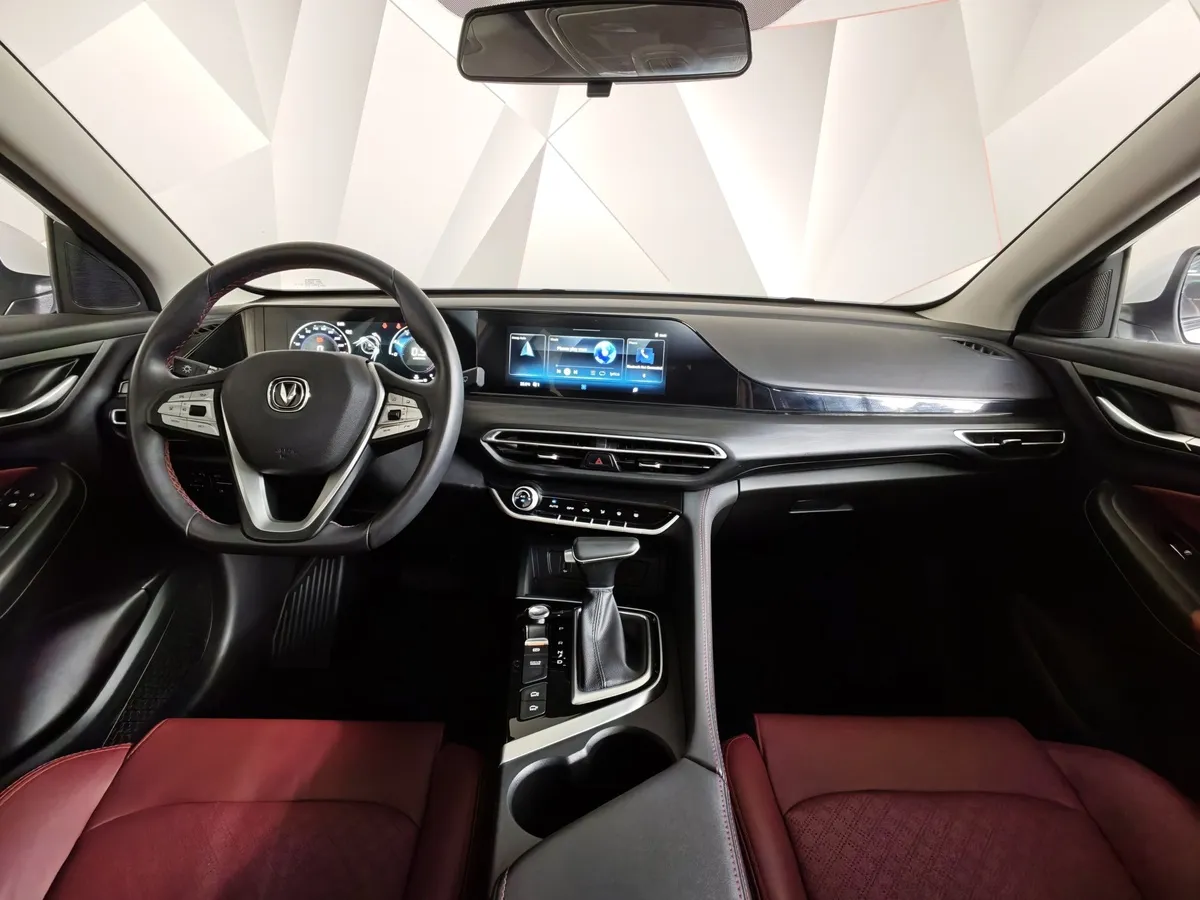 Changan Eado Plus 1.4 TGDI 7DSG 2WD (150 л.с.) DLX Белый в АВИЛОН. Слайд №14