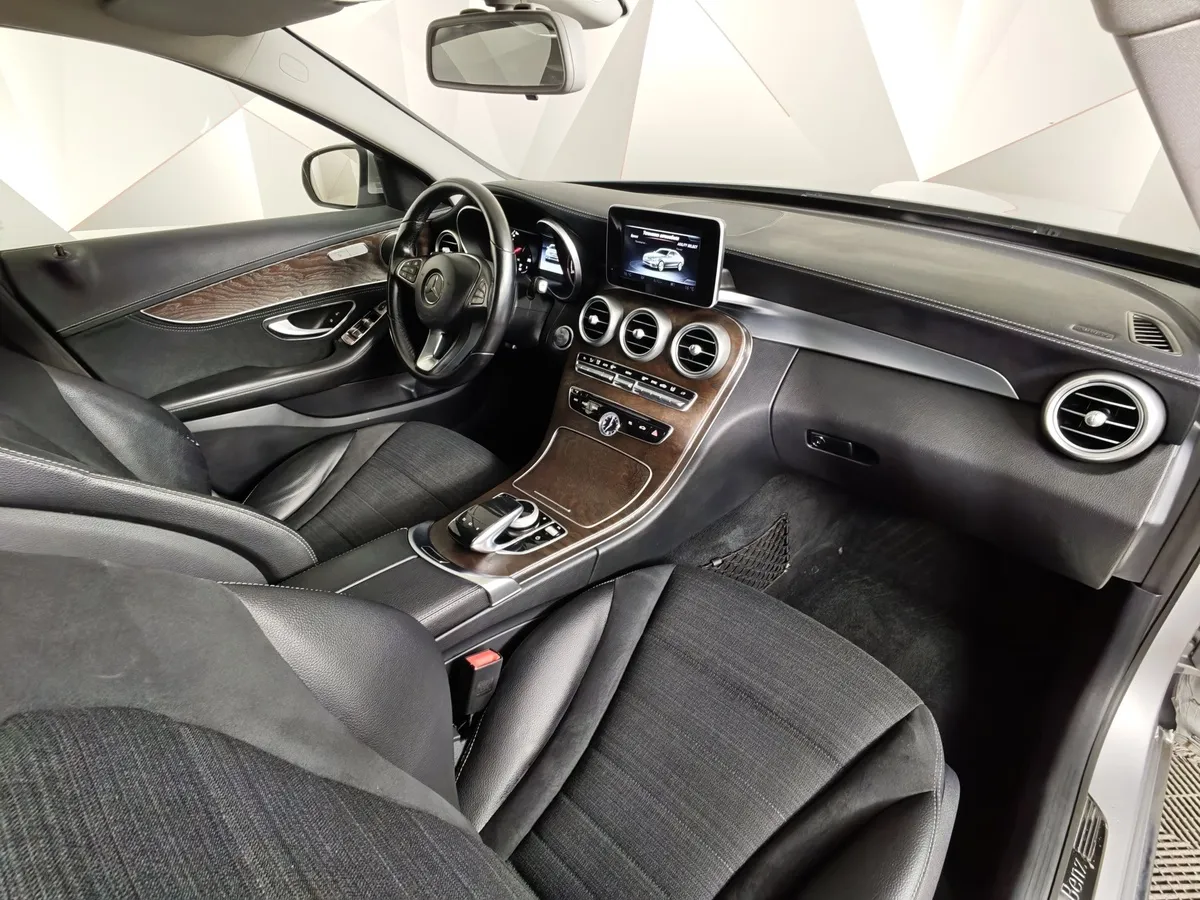 Mercedes-Benz C-Класс C 180 9G-Tronic (150 л.с.) Особая серия Серебристый в АВИЛОН. Слайд №12