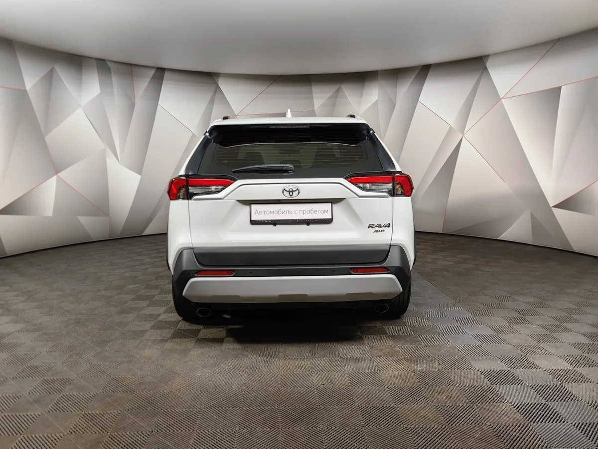 Toyota RAV4 2.0i CVT AWD (171 л.с.) Fashion Plus Белый в АВИЛОН. Слайд №8