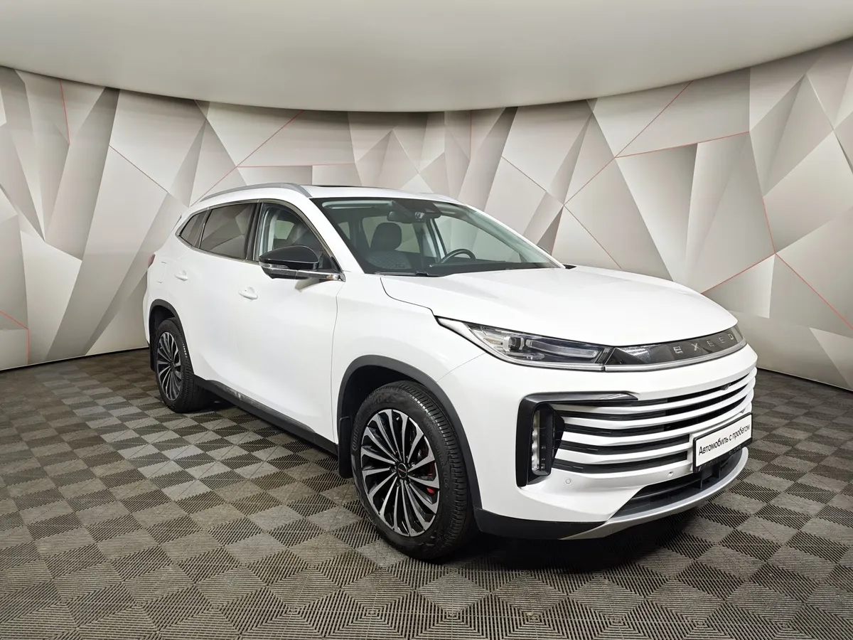 EXEED TXL 2.0 DCT7 AWD (197 л.с.) Sport Edition Белый в АВИЛОН. Слайд №3
