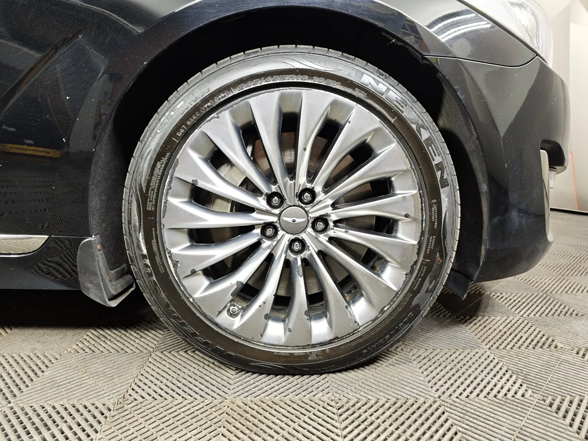 Genesis G90 3.3 T-GDI AT AWD (5 мест) (370 л.с.) Elite Черный в АВИЛОН. Слайд №9