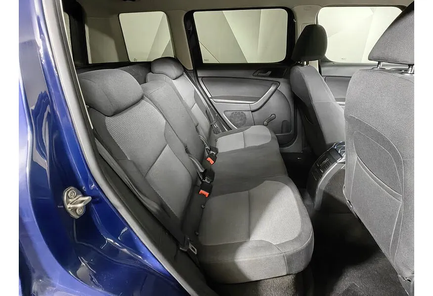 АВИЛОН - Skoda Yeti 1.8 TSI 4x4 MT (152 л.с.) Синий - slide 12