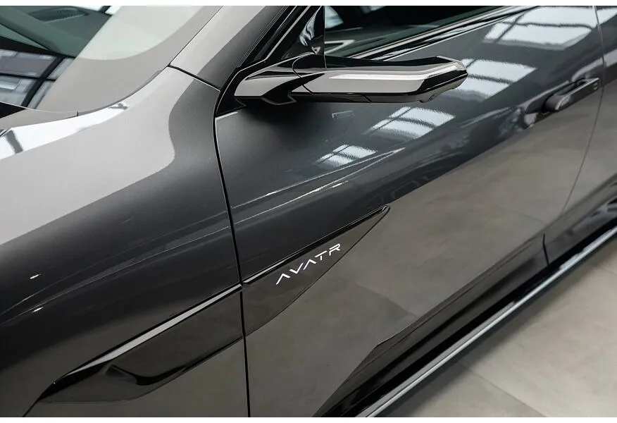 Avatr 12 AT 4WD (578 л.с.) Dual Motor Business Серый в АВИЛОН. Слайд №17