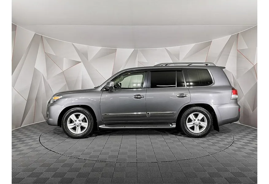 Lexus LX 570 AT (367 л.с.) Серый в АВИЛОН. Слайд №5
