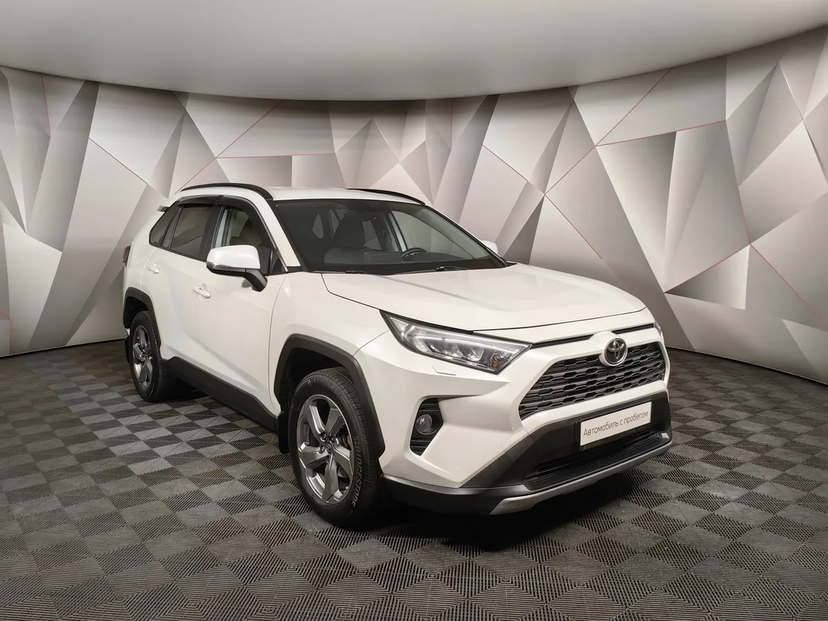 Toyota RAV4 2.0i CVT AWD (149 л.с.) Белый в АВИЛОН. Слайд №3