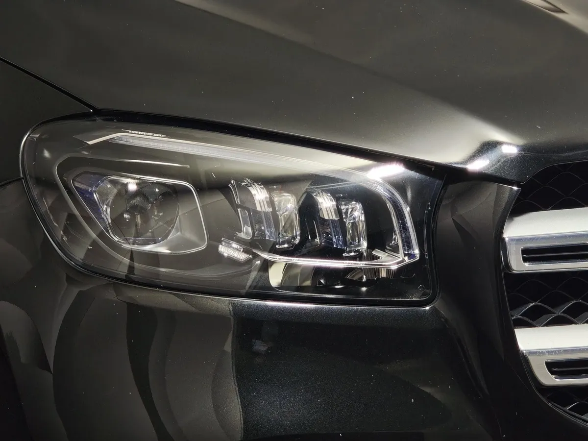 Mercedes-Benz GLS 400 d 9G-TRONIC 4Matic (330 л.с.) Premium Черный в АВИЛОН. Слайд №10