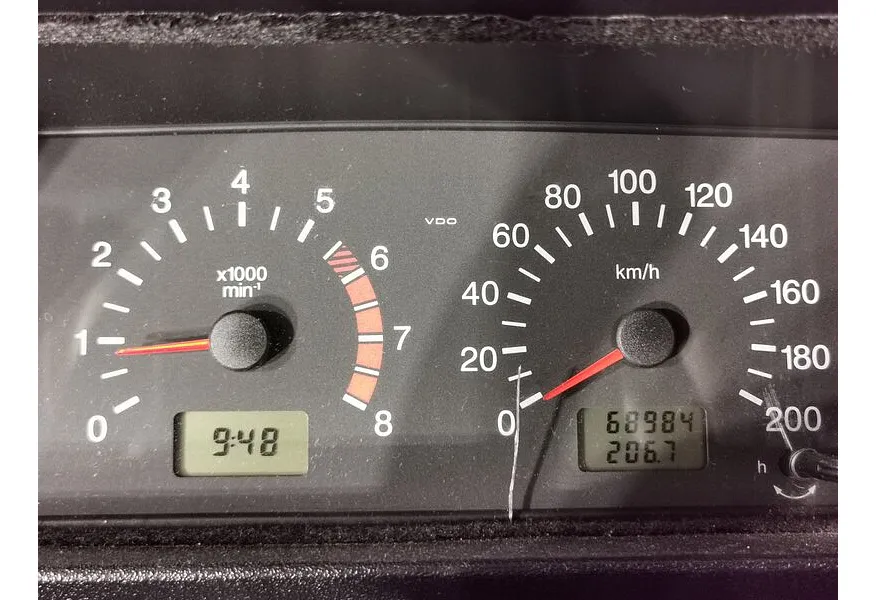 ВАЗ (Lada) 4x4 1.7 MT 8 кл. (83 л.с.) Зеленый в АВИЛОН. Слайд №16