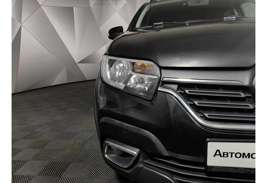 АВИЛОН - Renault Sandero 1.6 CVT (113 л.с.) Stepway Life City Черный - slide 16