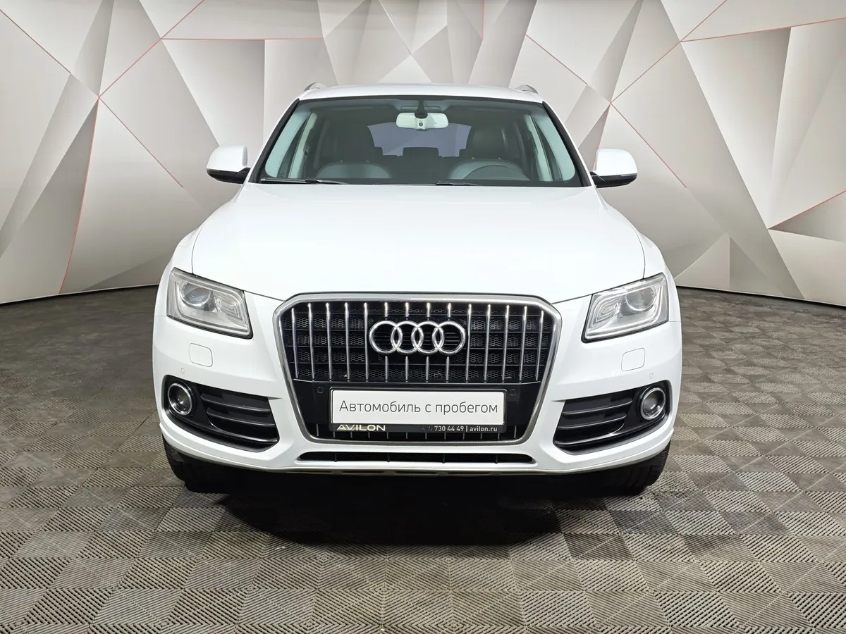 Audi Q5 2.0 TFSI S tronic quattro (249 л.с.) Белый в АВИЛОН. Слайд №7