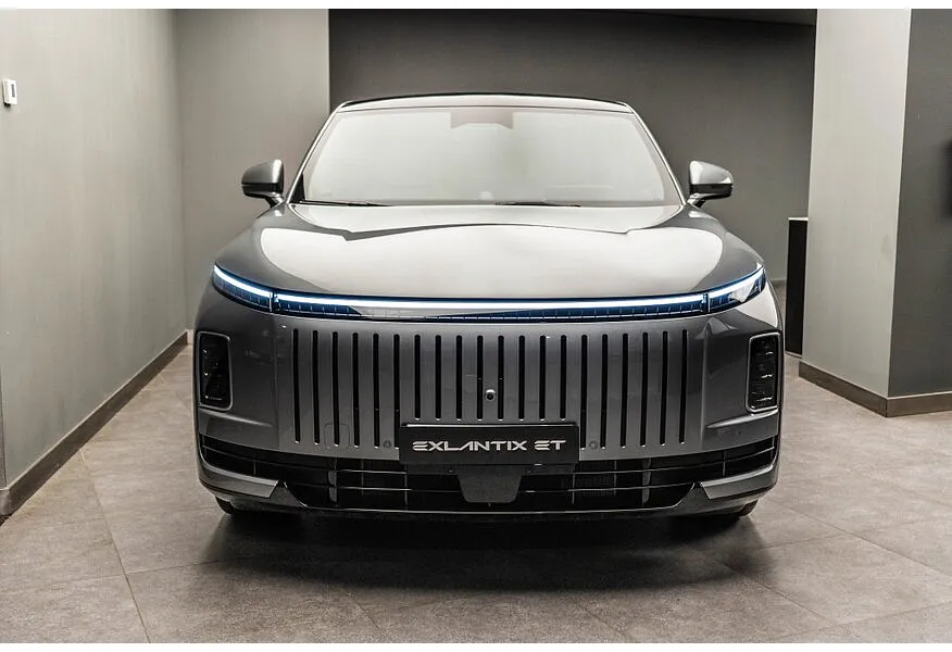 EXEED Exlantix ET 1.5 AT 4WD (469 л.с.) Серый в АВИЛОН. Слайд №4