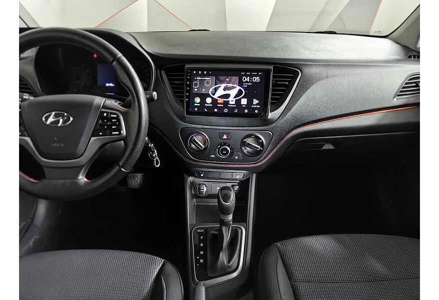 Hyundai Solaris 1.6 AT (123 л.с.) Comfort Черный в АВИЛОН. Слайд №14