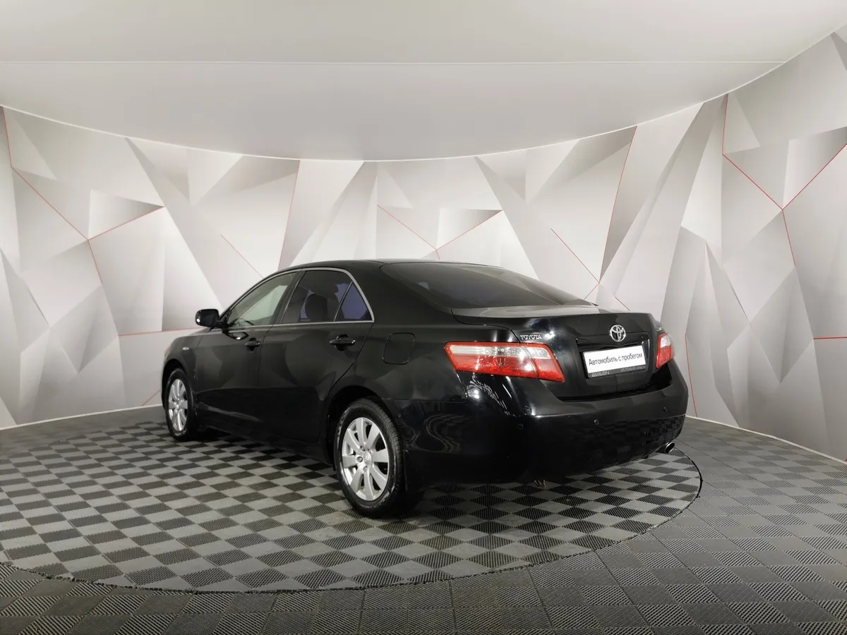 Toyota Camry 2.4 VVT-i AT (167 л.с.) Черный в АВИЛОН. Слайд №4